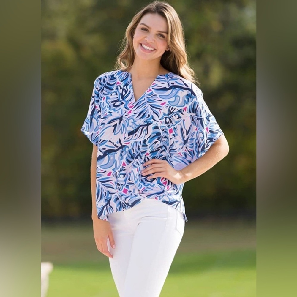 Simply Southern Palm Leaves Print Drape Blouse Blue